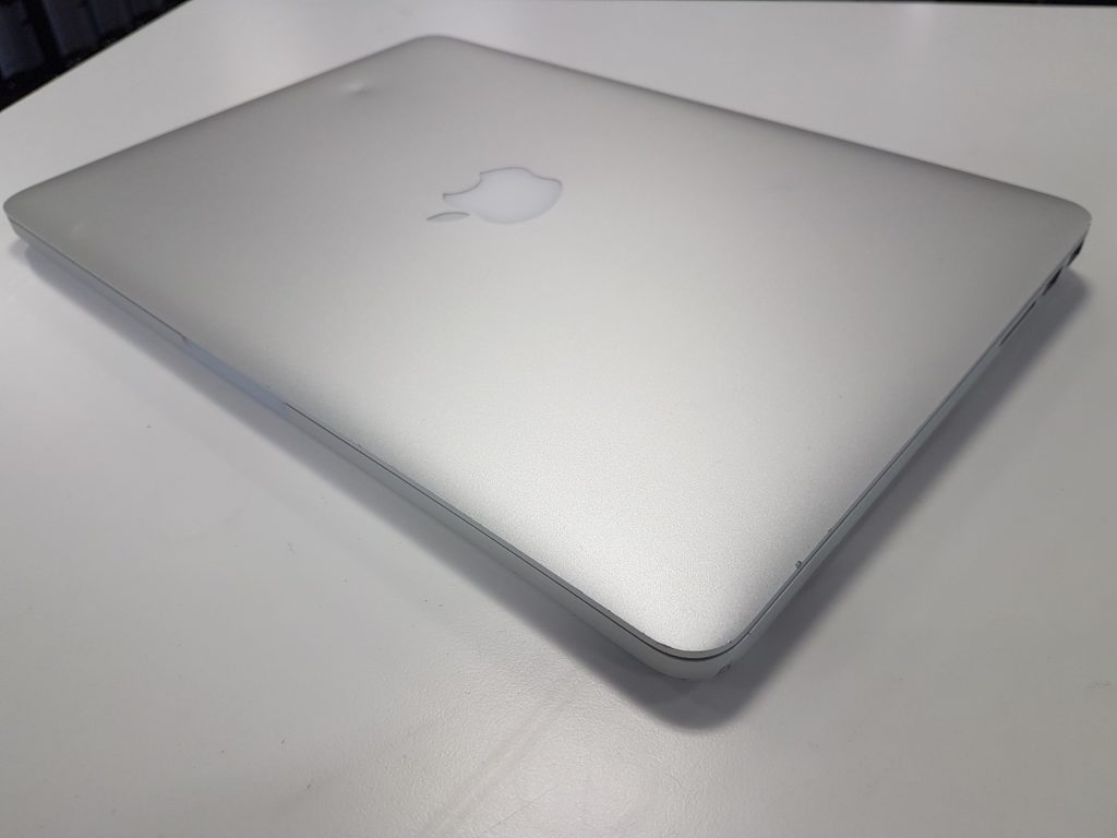 apple 2016 macbook pro student discount